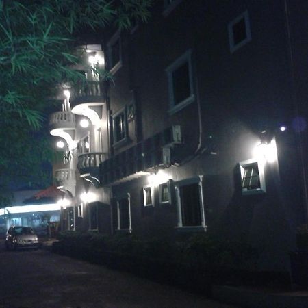 Hotel Ria Τζόχορ Μπάχρου Εξωτερικό φωτογραφία